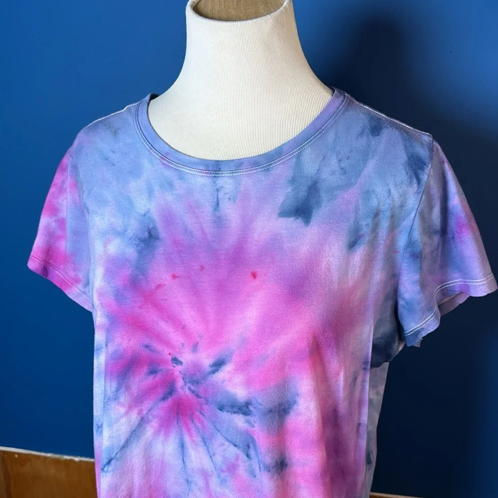 Tye dye t-shirt - Picture 2 of 9
